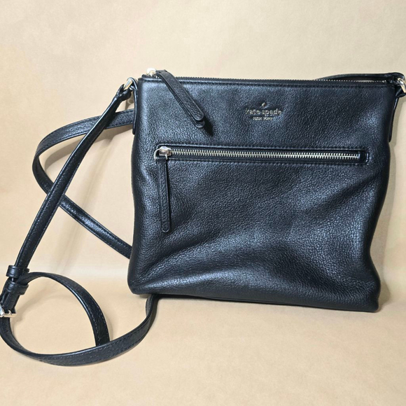 kate spade Handbags - Kate Spade Black Pebbled Leather Crossbody Bag Zip Top Shoulder Purse